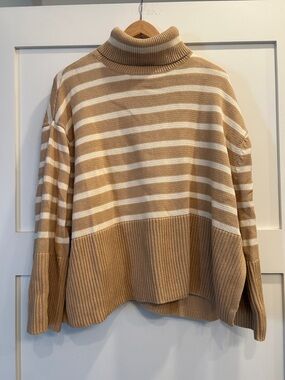 GAP Women’s Tan and Cream Striped Turtleneck Sweater